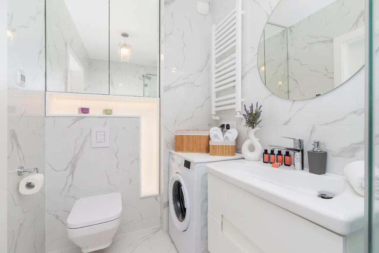 Fredry 6 Apartment Premium Lagiewniki By Renters Prestige Cracóvia